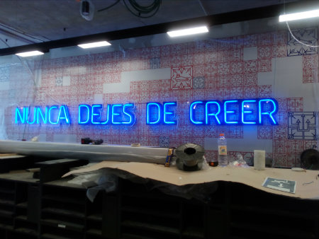 tienda-neon-4